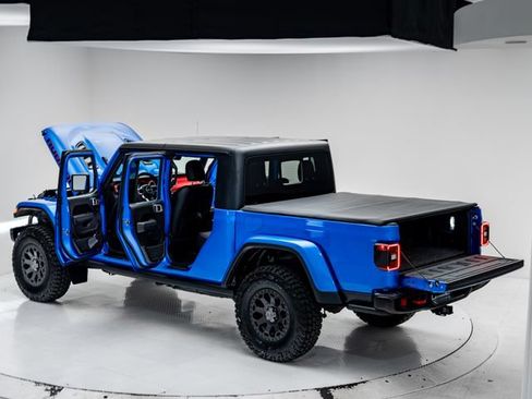 Used 2023 Jeep Gladiator Rubicon w/ LED Lighting Group AWD/4WD image 30