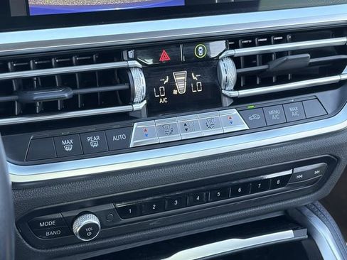 Used 2021 BMW 430i Convertible w/ M Sport Package RWD image 17