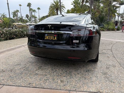 Used 2016 Tesla Model S 75D AWD/4WD image 4