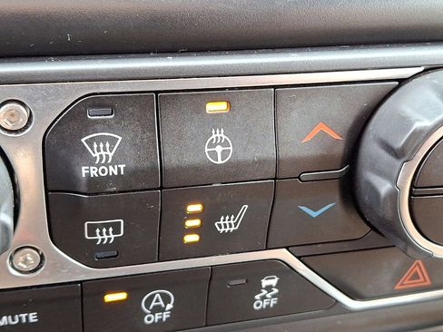 Used 2020 Jeep Gladiator Rubicon w/ LED Lighting Group image 19