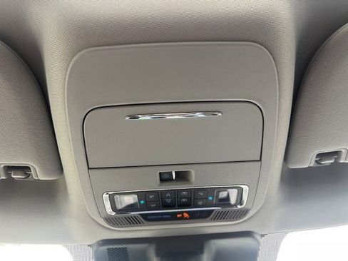 Used 2023 Ford F150 Lariat w/ Trailer Tow Package image 40