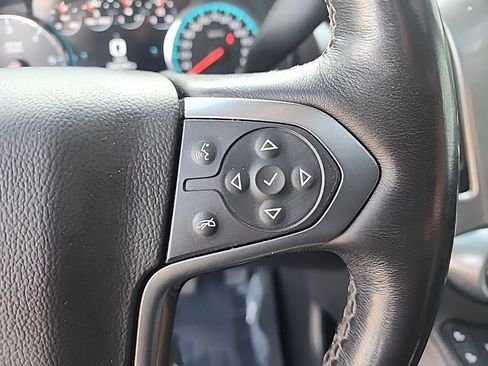 Used 2018 Chevrolet Suburban Premier AWD/4WD image 14