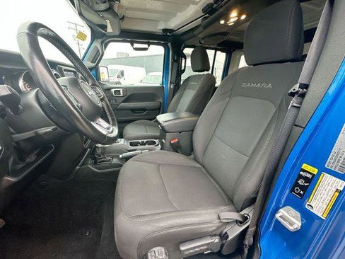 Certified 2022 Jeep Wrangler Unlimited Sahara w/ Cold Weather Group image 13