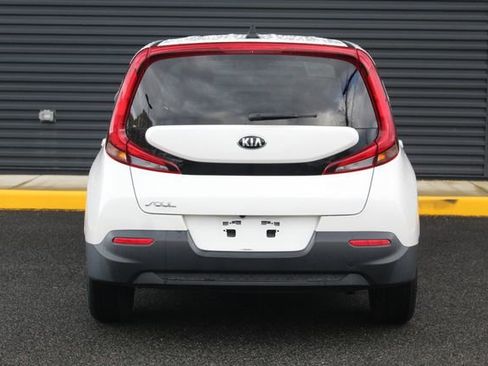 Used 2020 Kia Soul LX image 7