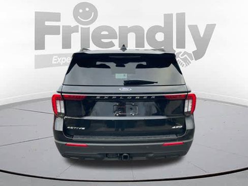 Used 2026 Ford Explorer Active image 6