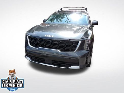 Used 2024 Kia Sorento S w/ Panoramic Sunroof Package FWD image 8