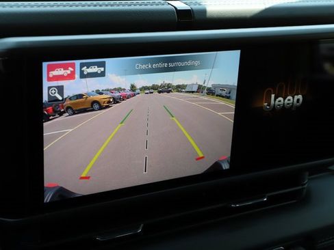 New 2025 Jeep Gladiator Rubicon w/ Safety Group image 32