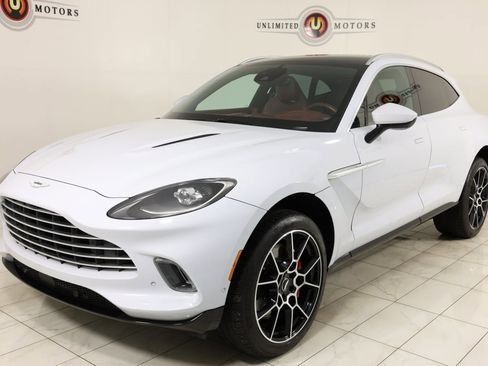 Used 2021 Aston Martin DBX image 5