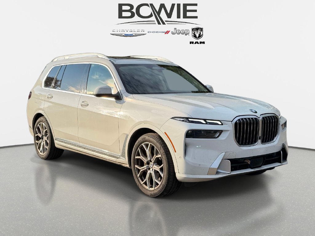Used 2025 BMW X7 xDrive40i AWD/4WD image 1
