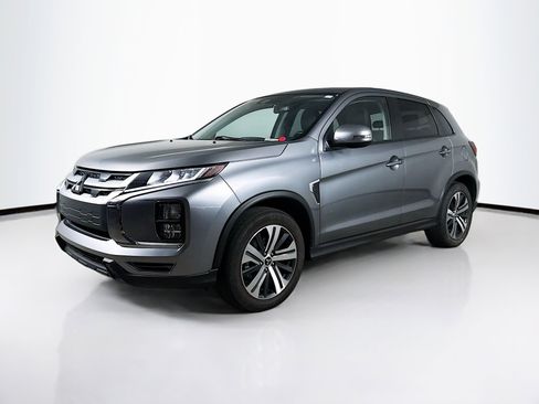 Used 2024 Mitsubishi Outlander Sport SE AWD/4WD image 4