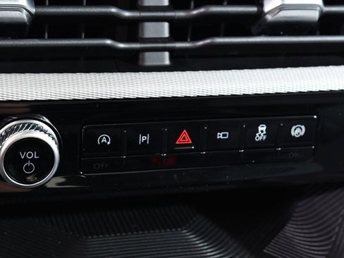 New 2025 Ford Explorer Active w/ Active Comfort Package image 30