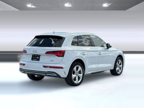 Used 2021 Audi Q5 Prestige w/ Prestige Package AWD/4WD image 9