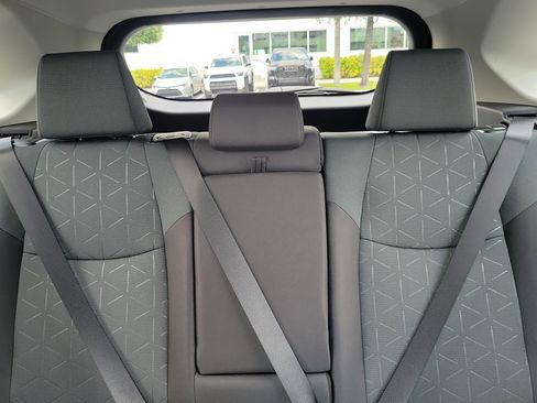 Used 2025 Toyota RAV4 XLE FWD image 21