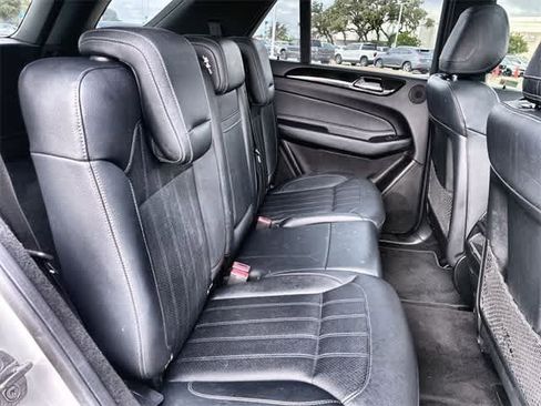 Used 2019 Mercedes-Benz GLE 400 4MATIC image 22