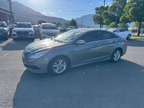 Used 2014 Hyundai Sonata GLS w/ Popular Equipment Group 2 FWD image 1