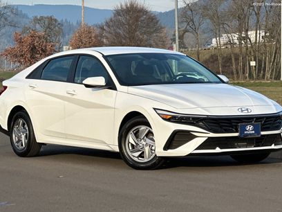 Certified 2026 Hyundai Elantra SE w/ Cargo Package