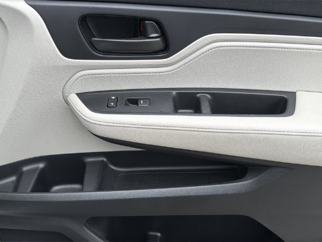 Used 2025 Honda Odyssey EX-L image 36