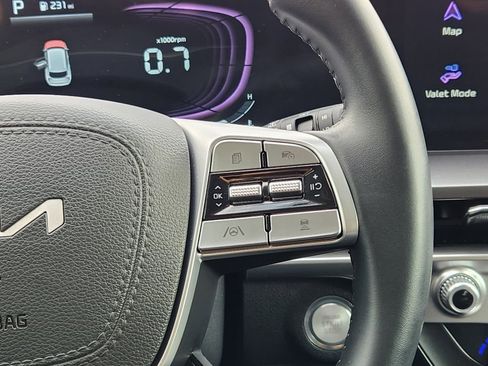 Used 2025 Kia Telluride S image 29