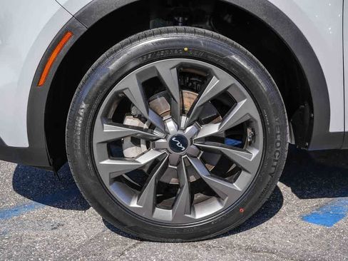 Certified 2023 Kia Sorento SX Prestige AWD/4WD image 11