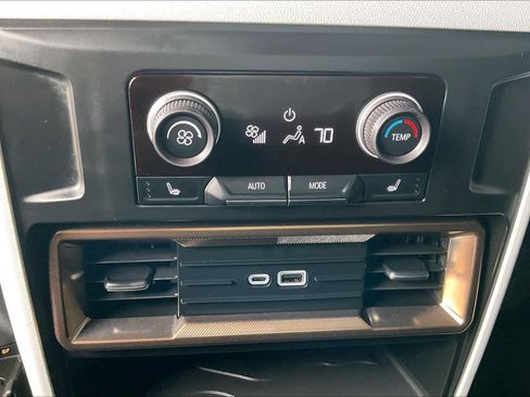 Used 2024 GMC Hummer EV 2X AWD/4WD image 28