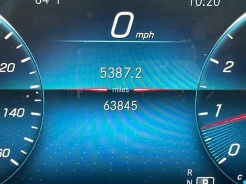 Used 2021 Mercedes-Benz GLE 350 4MATIC image 21