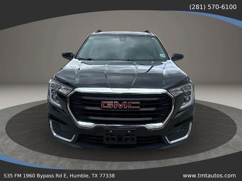 Used 2023 GMC Terrain SLE w/ Driver Convenience Package AWD/4WD image 2
