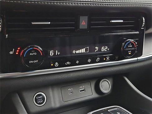 Certified 2023 Nissan Rogue SV w/ SV Premium Package image 16