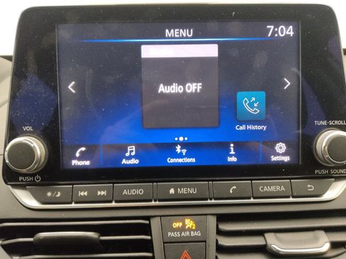 Used 2022 Nissan Altima 2.5 SV FWD image 25
