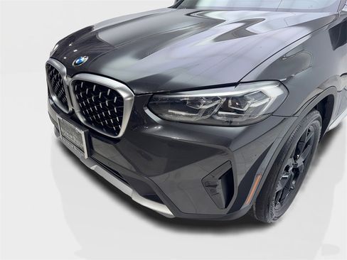 Used 2022 BMW X4 xDrive30i w/ Convenience Package image 16