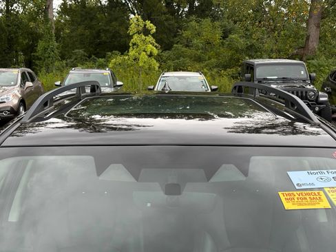 Certified 2023 Subaru Forester Limited AWD/4WD image 7
