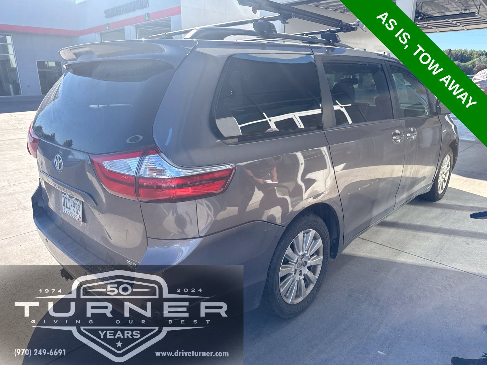 Used 2016 Toyota Sienna XLE Premium AWD/4WD image 4