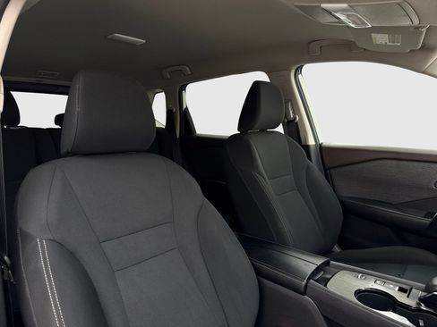 Used 2023 Nissan Rogue S FWD image 39