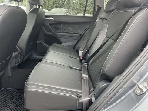 Used 2022 Volkswagen Tiguan SE AWD/4WD image 14