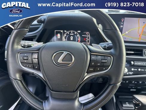 Used 2022 Lexus ES 350 Ultra Luxury w/ Accessory Package 2 FWD image 24