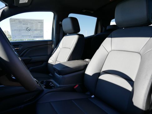 New 2026 Chevrolet Colorado LT w/ LT Convenience Package image 4