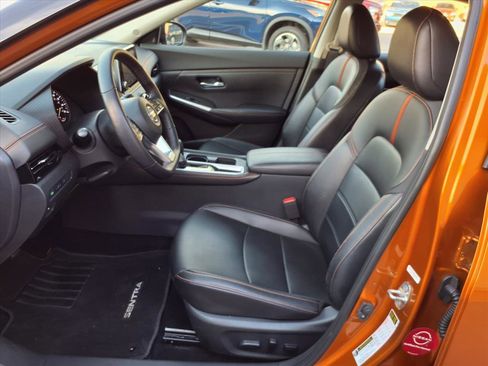 Used 2021 Nissan Sentra SR w/ SR Premium Package image 12