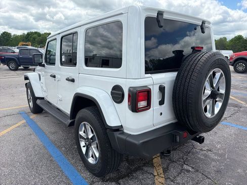 Used 2020 Jeep Wrangler Unlimited Sahara w/ Uconnect 4C Nav & Sound Group AWD/4WD image 7