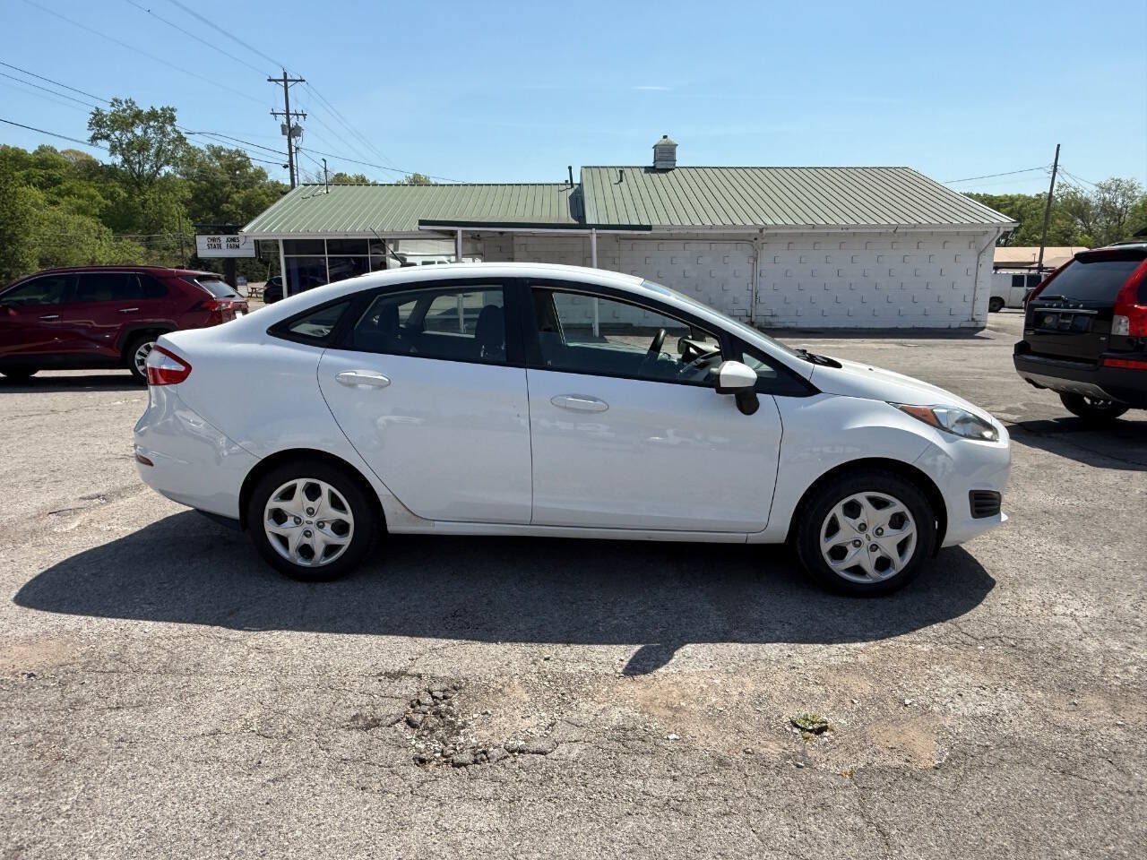 Used 2017 Ford Fiesta S FWD image 26