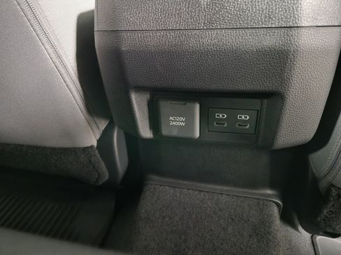 New 2025 Toyota Tacoma 4x4 Double Cab Hybrid image 31