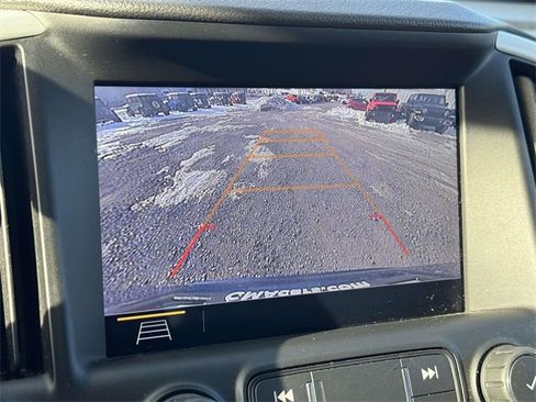 Used 2020 GMC Terrain SLE w/ Driver Convenience Package image 4