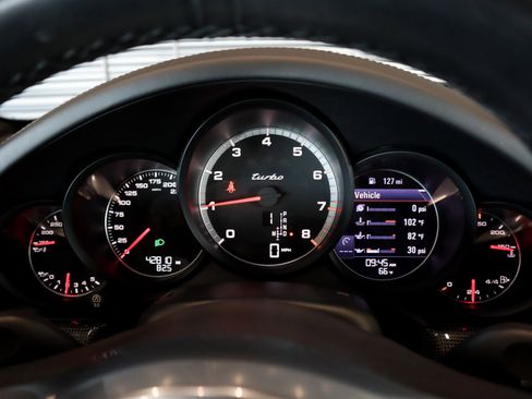 Used 2014 Porsche 911 Turbo image 16