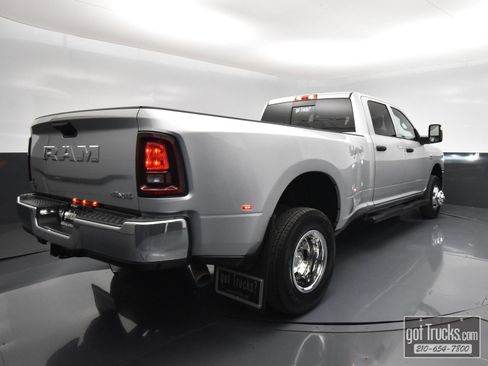 Used 2026 RAM 3500 Tradesman AWD/4WD image 48