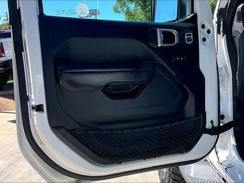 Used 2018 Jeep Wrangler Sport AWD/4WD image 26