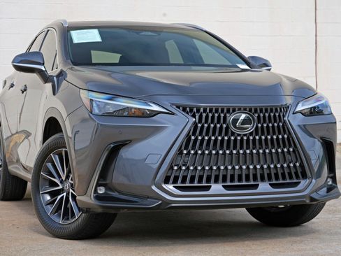 Used 2024 Lexus NX 350h AWD image 4