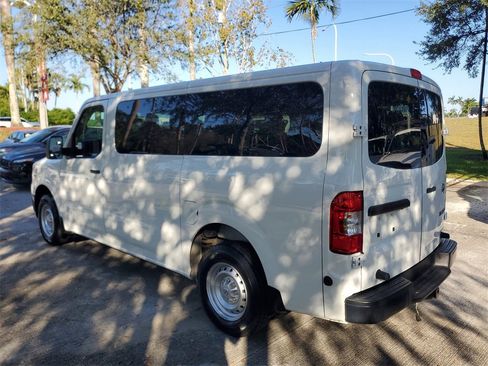 Used 2019 Nissan NV 3500 S image 4