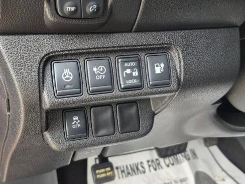 Used 2014 Nissan Leaf S image 39
