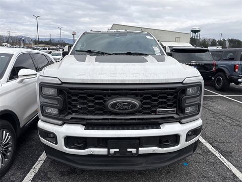 Used 2023 Ford F250 Lariat w/ Lariat Ultimate Package image 17