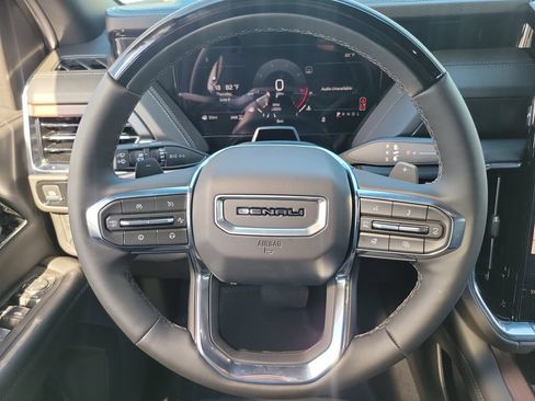 New 2026 GMC Yukon Denali w/ Denali Reserve Package AWD/4WD image 14