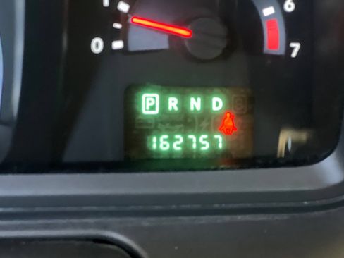 Used 2010 Dodge Journey SXT w/ Flexible Seating Group FWD image 26