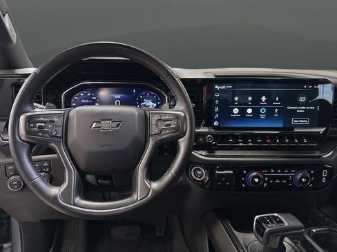 Used 2023 Chevrolet Silverado 1500 ZR2 image 5